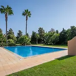 Holiday home Sunny House With Jacuzzi And Pool By Hostwise Albufeira