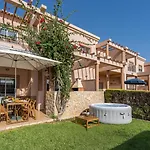 Sunny House With Jacuzzi And Pool By Hostwise Holiday home Albufeira